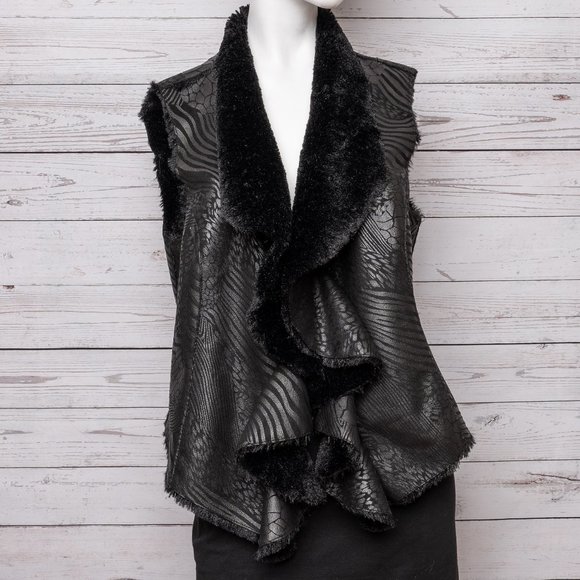 Parkhurst Jackets & Blazers - Parkhurst black faux fur vest